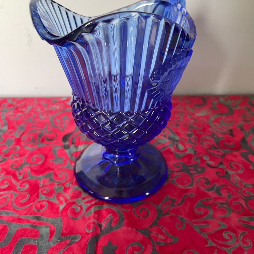 Vintage Avon Collectible Creamer/Pitcher - Picture 3 of 3